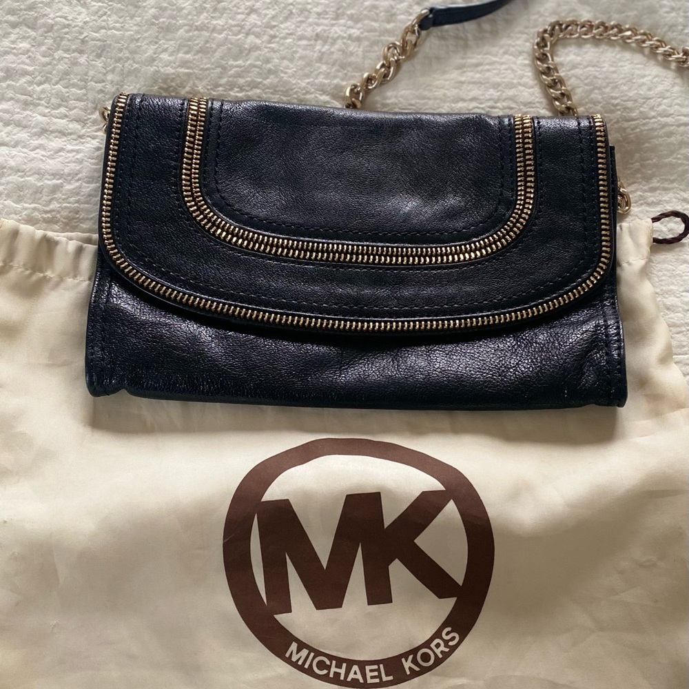 Michael Kors Naomi Clutch Shoulder Purse